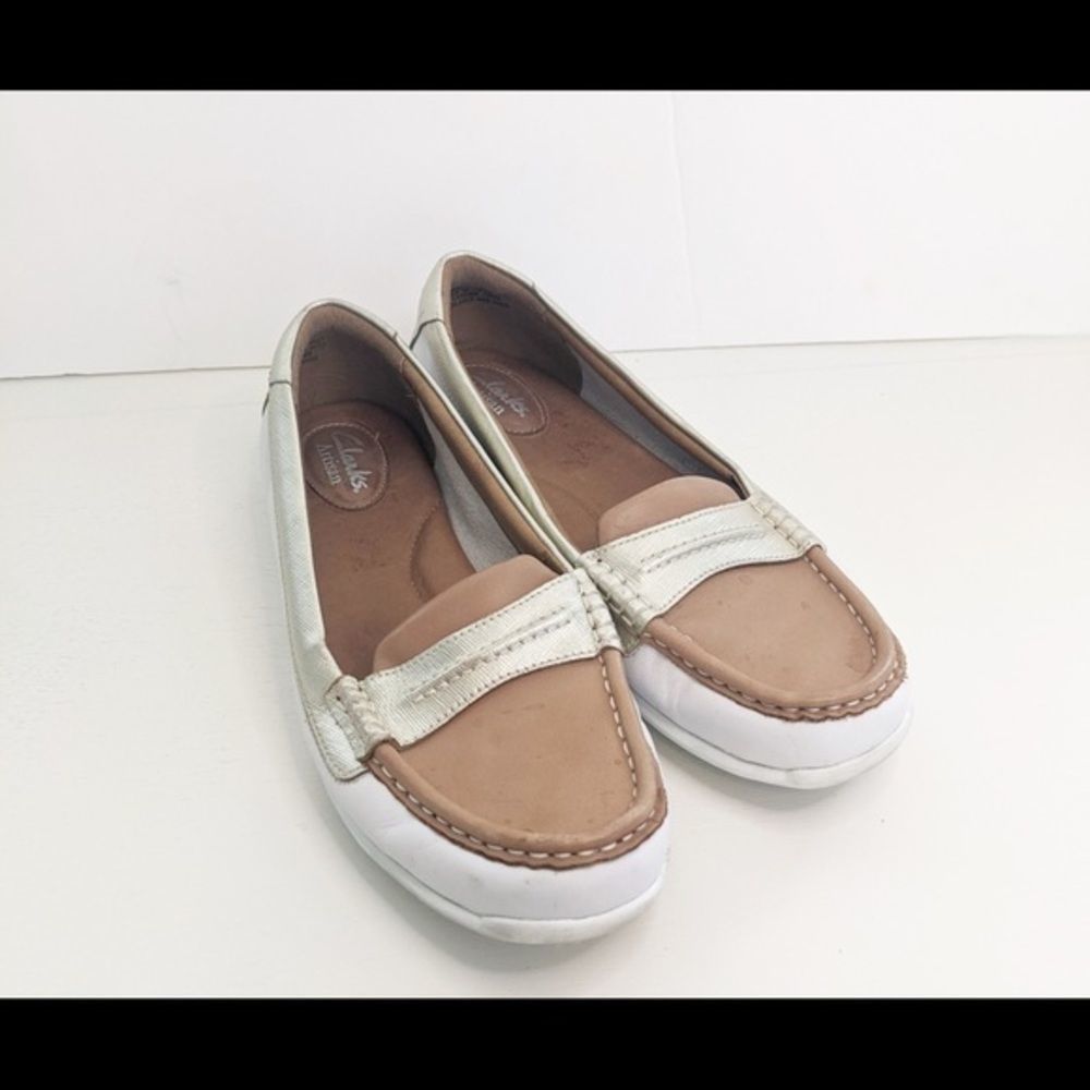 Clarks Tan and White Leather Loafers